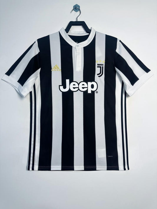 Man's Retro Jersey Juventus Team Home - 2017/18