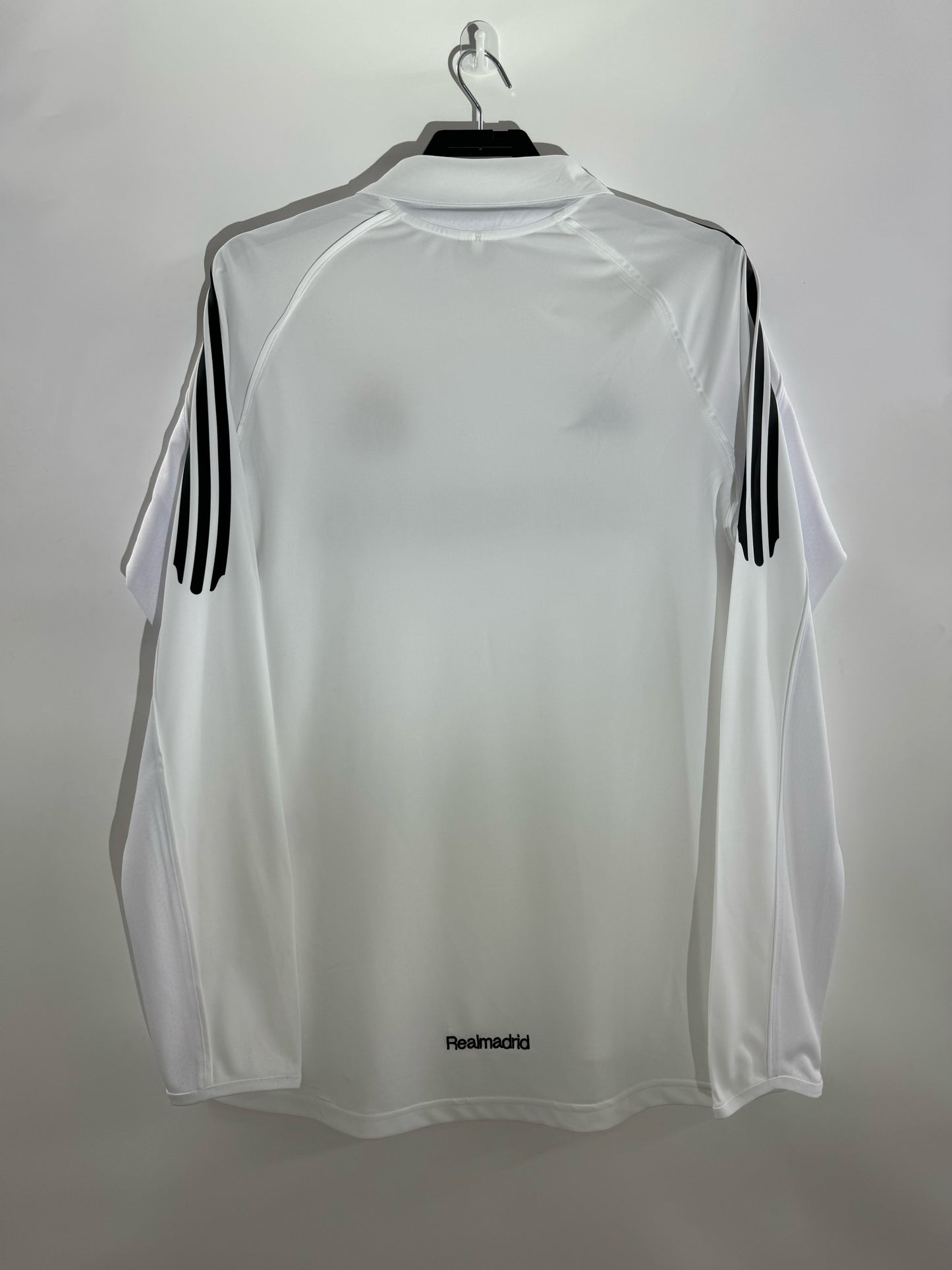 Man's Retro Long Sleeve Real Madrid Team Home - 2005/2006