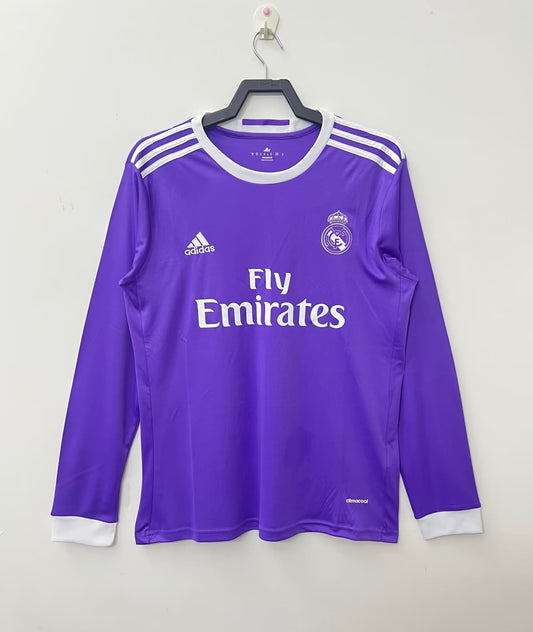 Man's Retro Long Sleeve Real Madrid Team - 2016/17