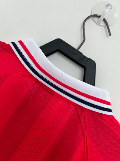 Man's Retro Jersey Norway National Team - 1998