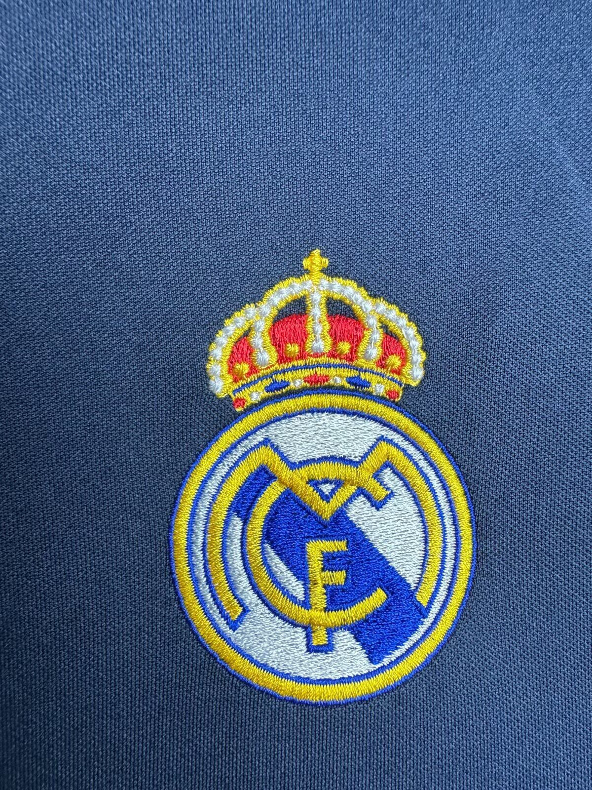 Man's Retro Jersey Real Madrid Team - 2003/04