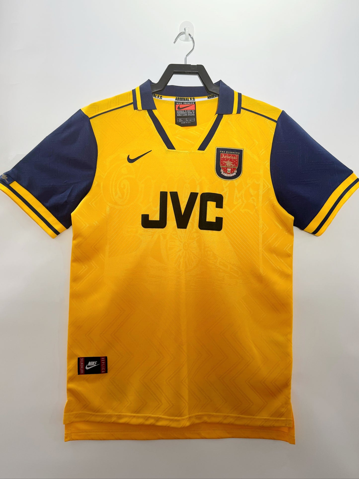 Man's Retro Jersey Arsenal Team Away- 1996/1997