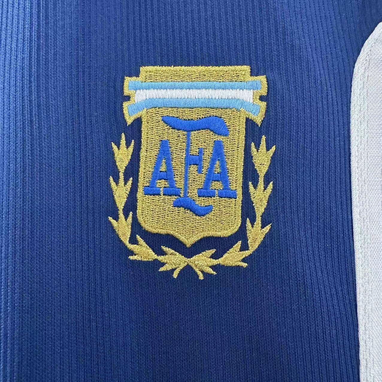 Man's Retro Jersey Argentina National Team - 1988