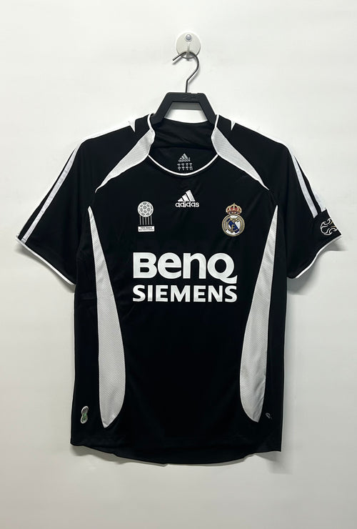 Man's Retro Jersey Real Madrid Team - 2006/2007