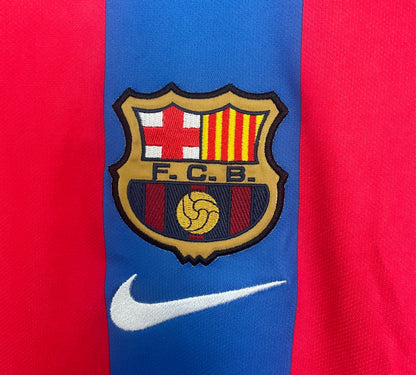 Man's Retro Jersey Barcelona Team Home - 2001/02