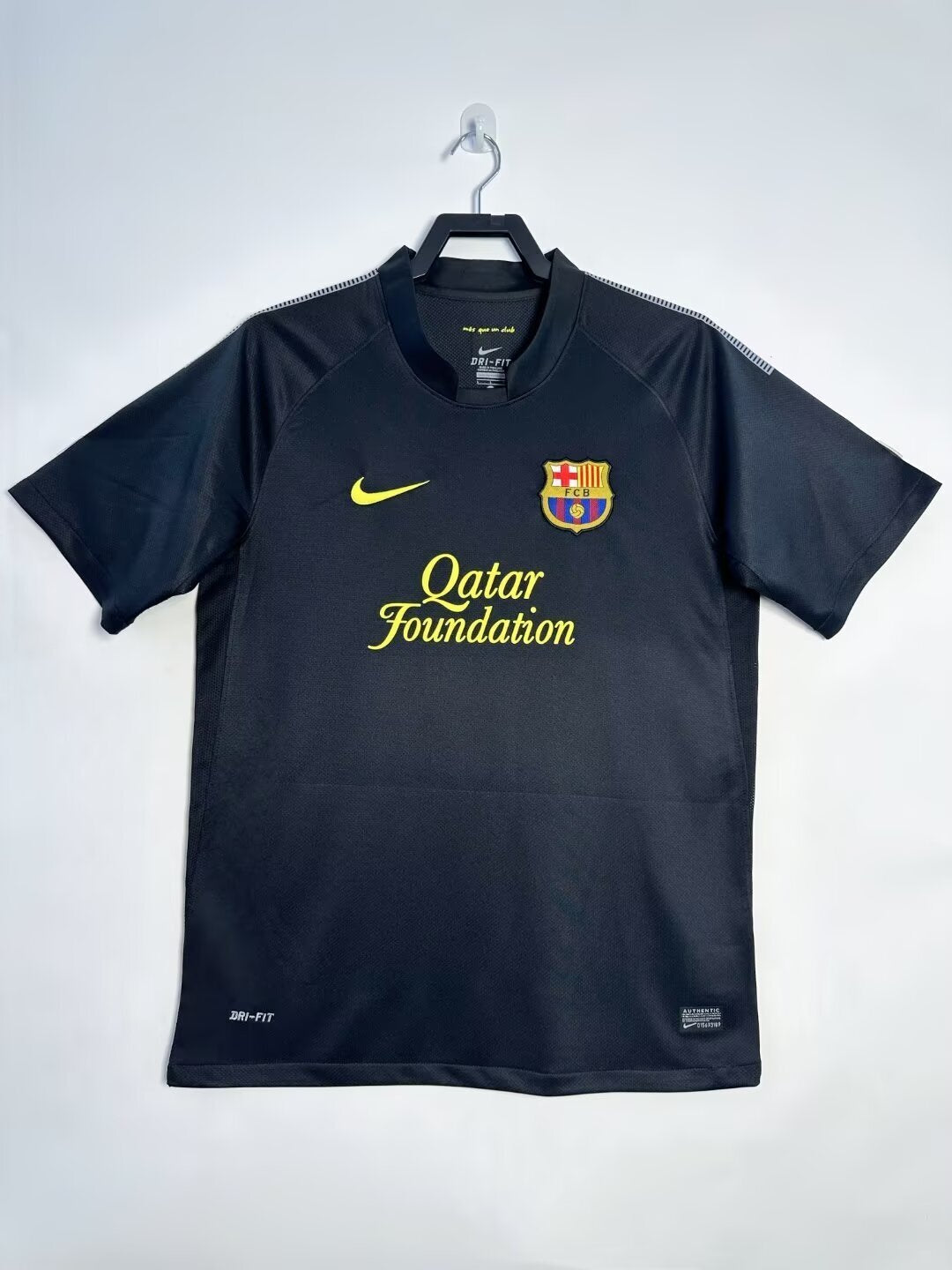 Man's Retro Jersey Barcelona Team Away - 2011/12
