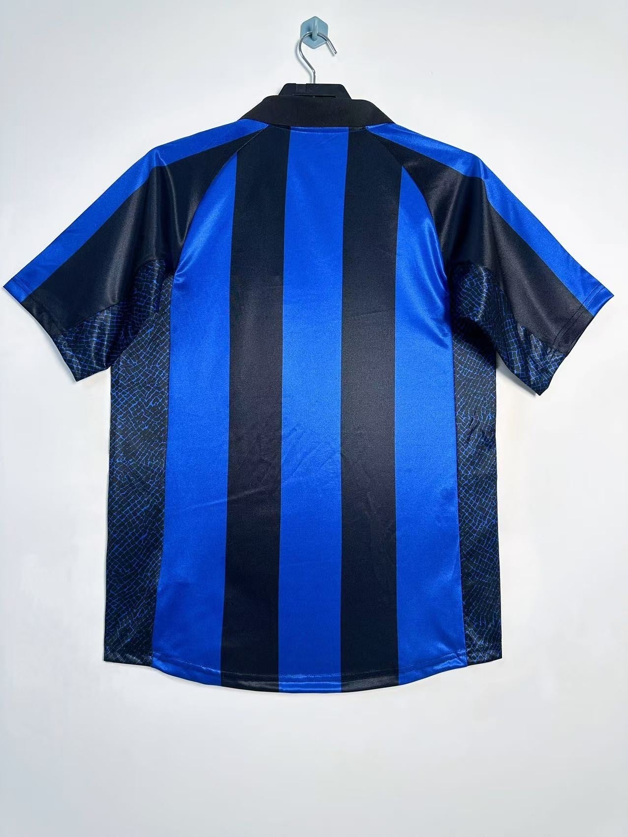 Man's Retro Jersey Internazionale Milano Team Home - 2001/02
