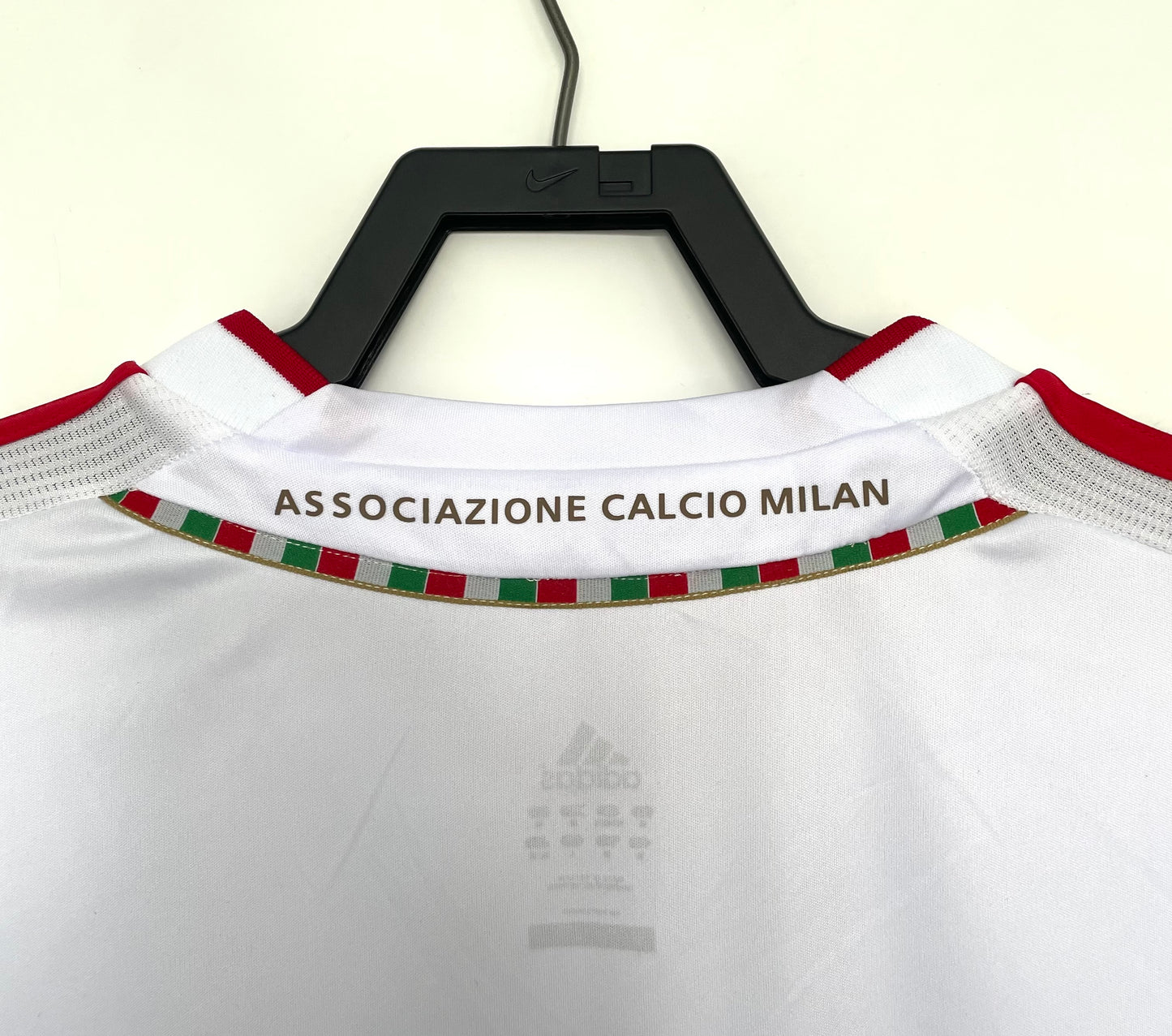 Man's Retro Jersey Milan Team Away- 2011/12