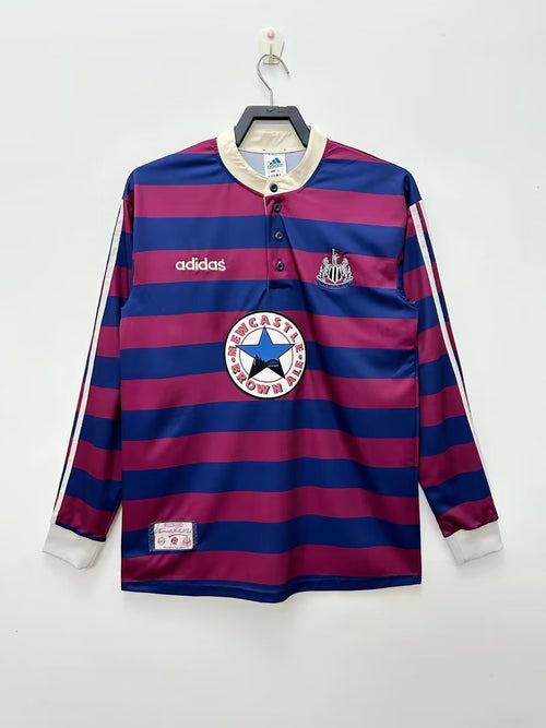 Man's Retro Long Sleeve Newcastle Team - 1995/97