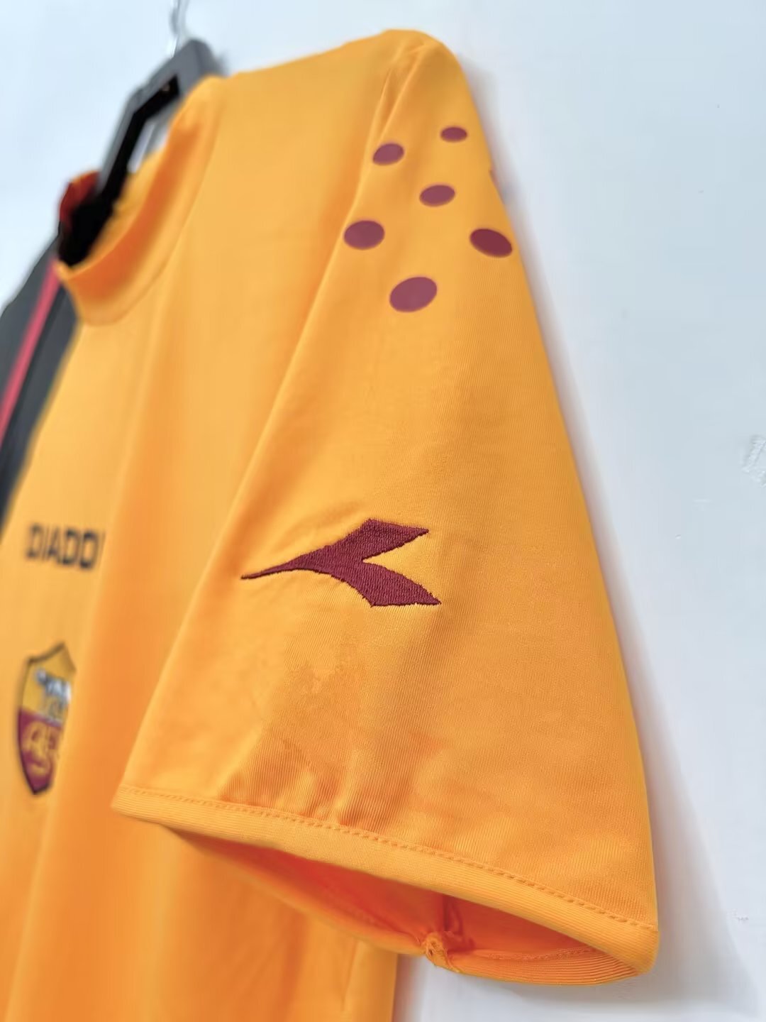 Man's Retro Jersey Roma Team - 2005/06