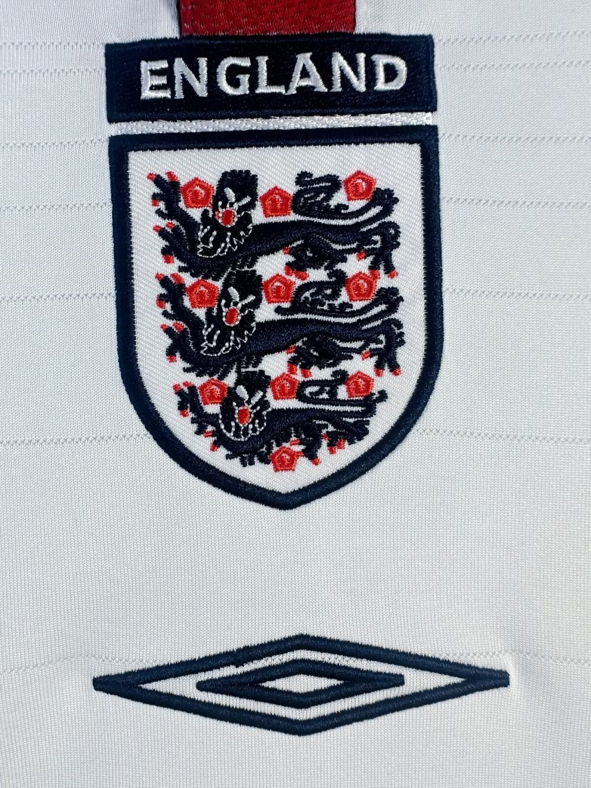 Man's Retro Jersey England National Team Home - 2004