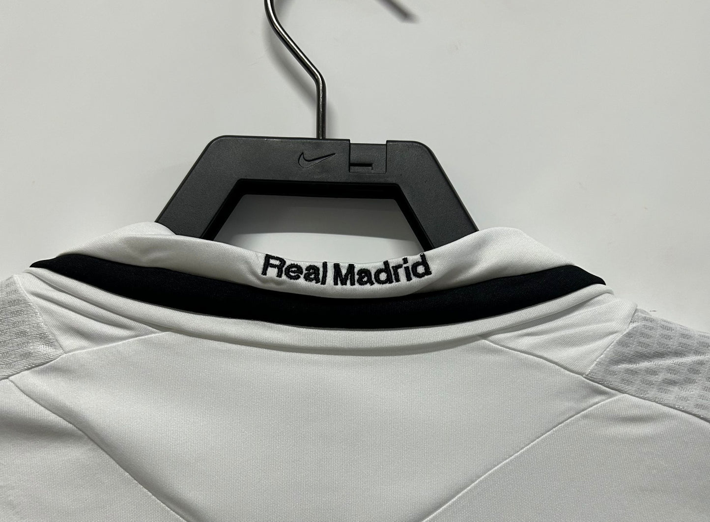 Man's Retro Jersey Real Madrid Team - 2008/2009