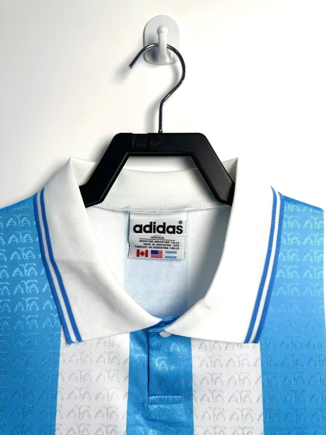 Man's Retro Jersey Argentina National Team - 1994