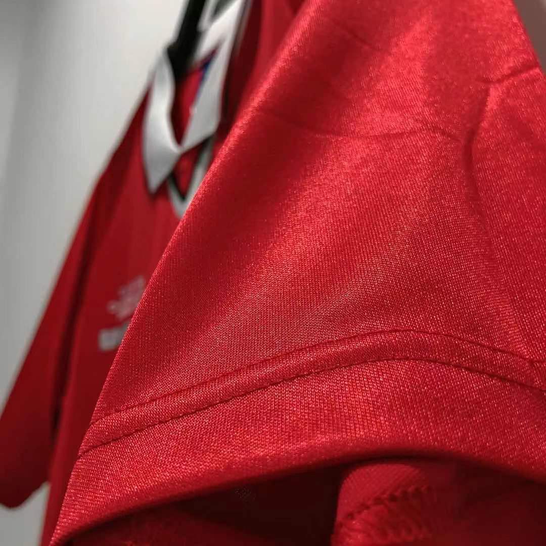 Man's Retro Jersey Manchester United Team - 1999/00