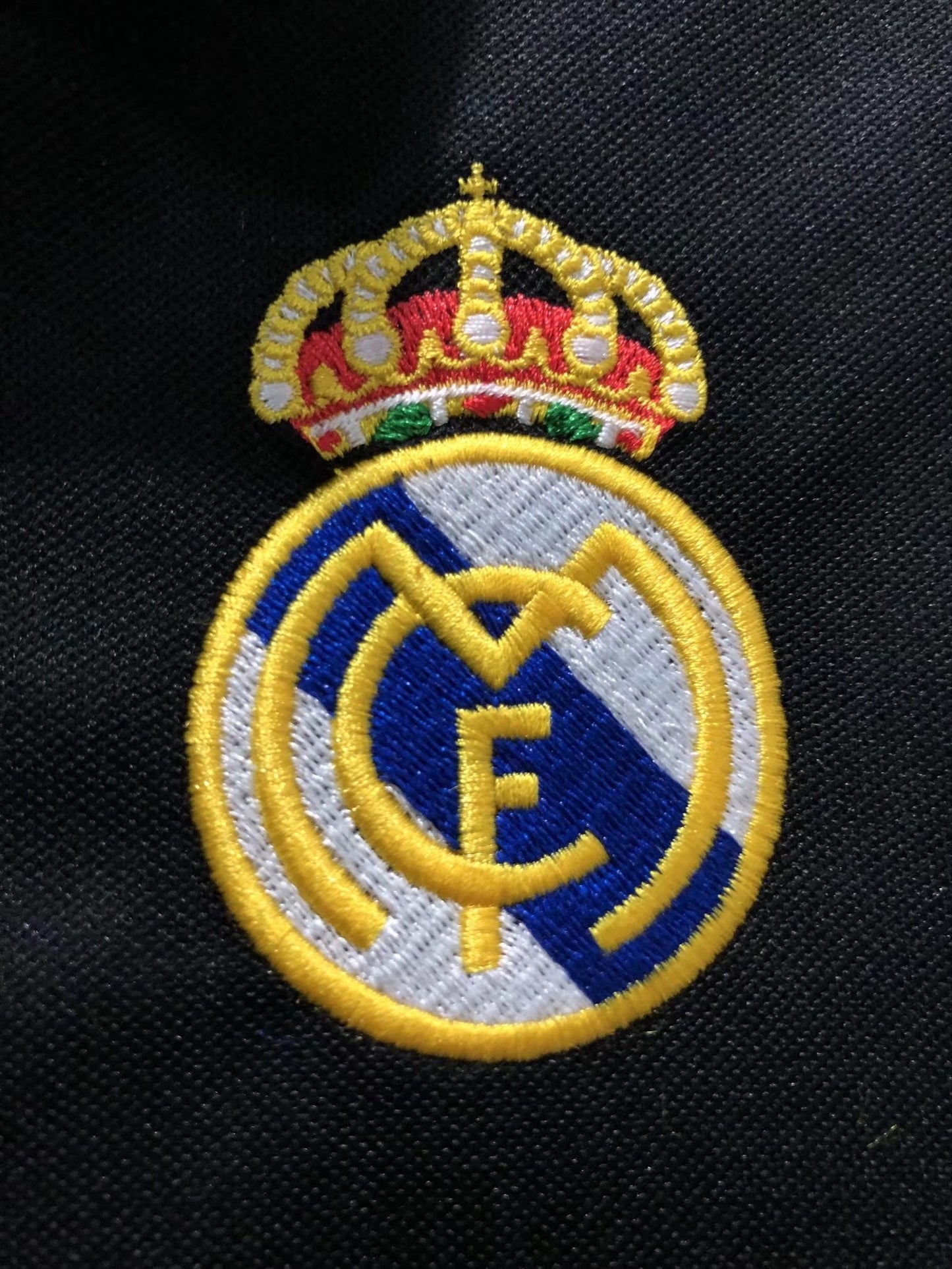 Man's Retro Jersey Real Madrid Team Champions League Away - 2002/03