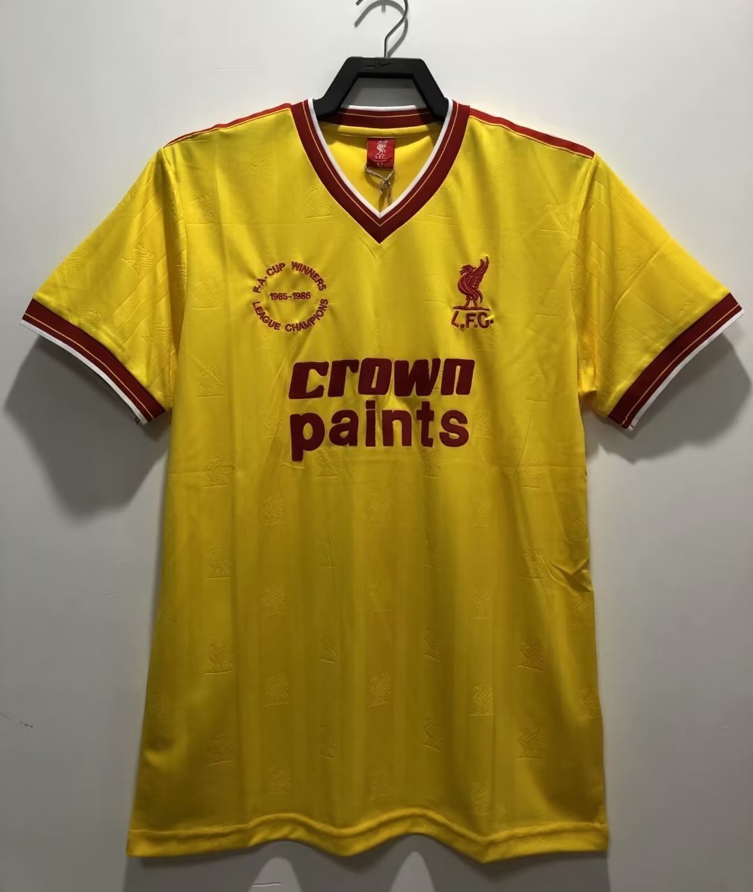 Man's Retro Jersey Liverpool Team - 1985/86