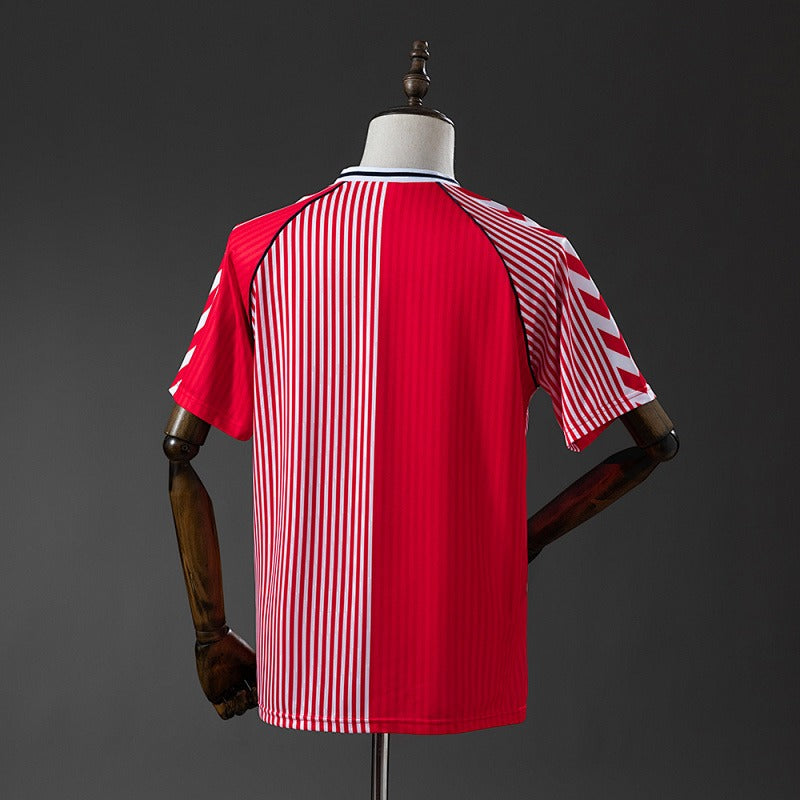 Man's Retro Jersey Denmark National Team Home- 1986