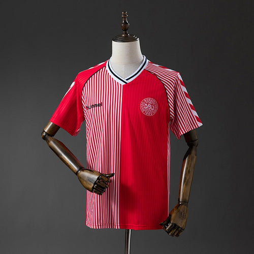 Man's Retro Jersey Denmark National Team Home- 1986